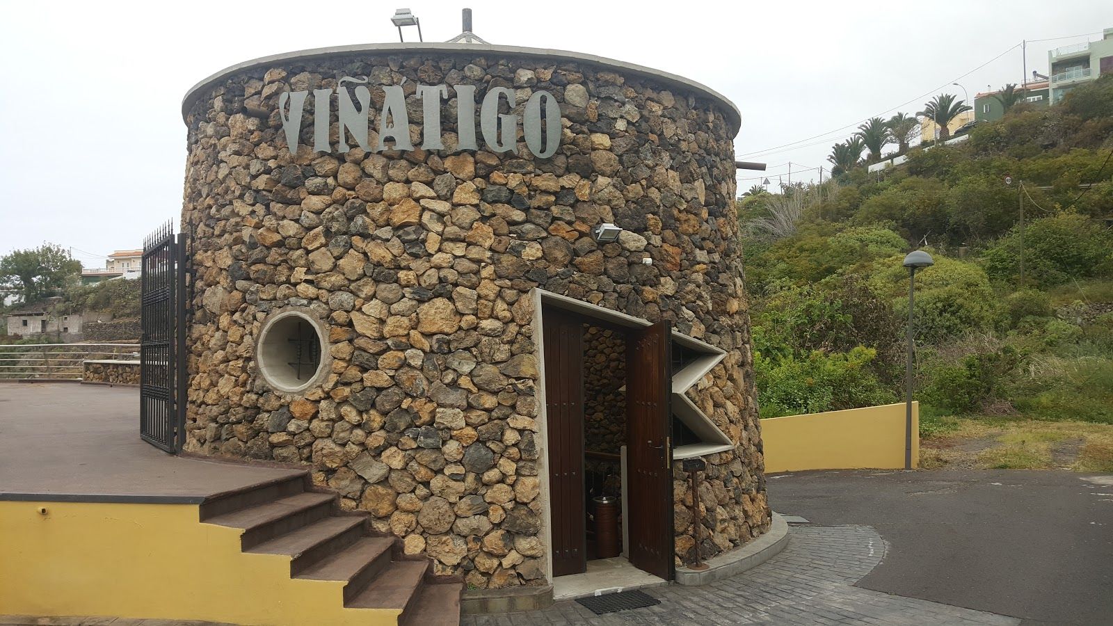 Bodegas Viñátigo, Spain