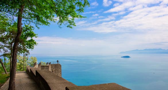 Photo of Giresun sea and island landscape view from Giresun Castle, Turkey.