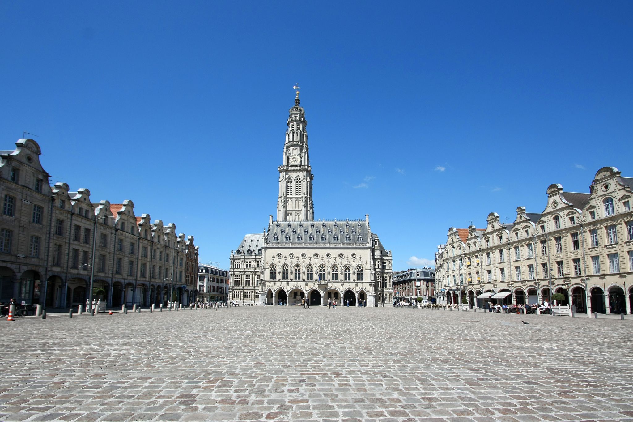 Grand' Place travel guide