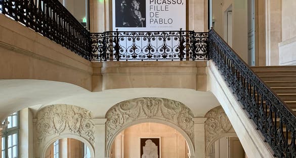 Stair hall (escalier d'honneur) of the Hôtel Salé