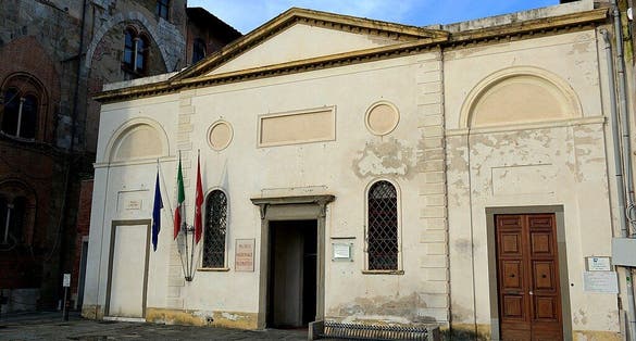 photo of view of Museo di san Matteo, entrata, Pisa, Italy.