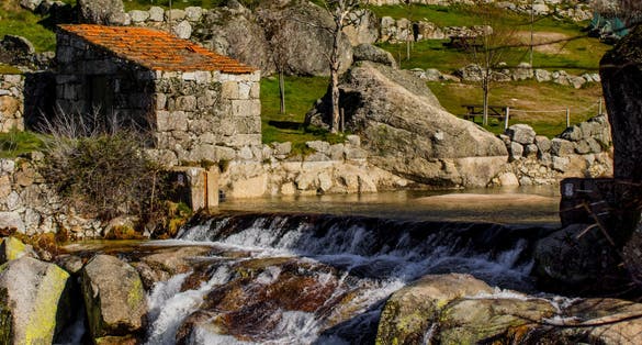 Sometimes referred to as town of wool and snow, Covilha is one of many beautiful and charming villages inside Serra da Estrela Natural Park, in center Portugal.