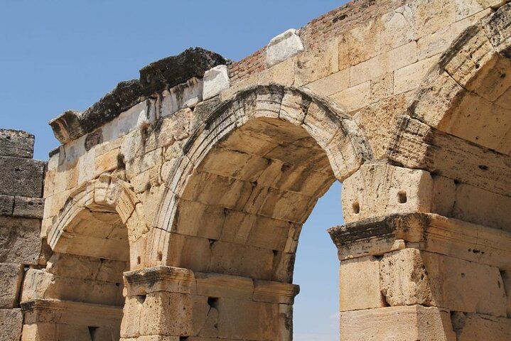 Full-day Pamukkale and Hierapolis Tour from Selcuk or Kusadasi