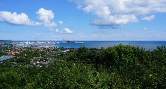 photo of view from the viewing platform at Pikkerbakken on Frederikshavn in Denmark.