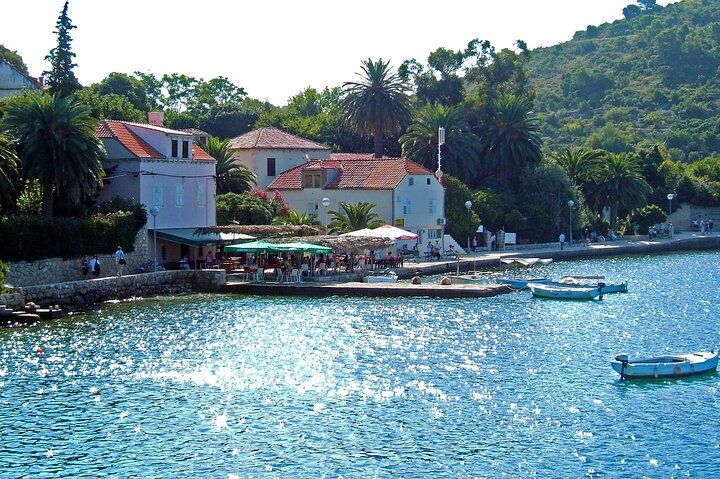 Dubrovnik:3 Islands Boat Tour with Lunch&drinks(FR,ES,EN)