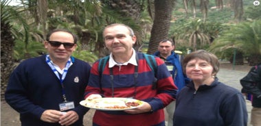 Las Palmas: Private Old City Guided Walking Tour with Tapas