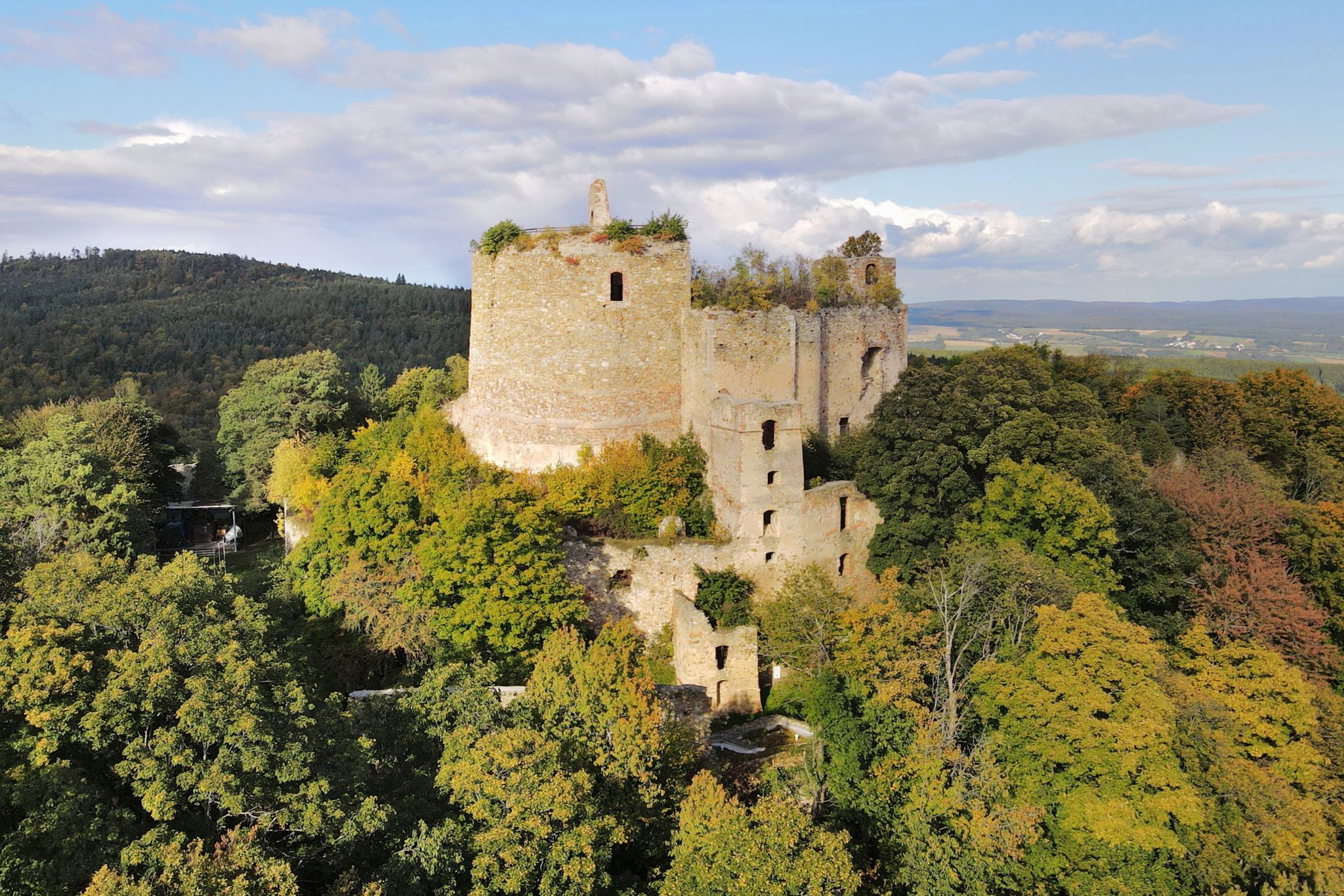 Landsee castle ruins travel guide