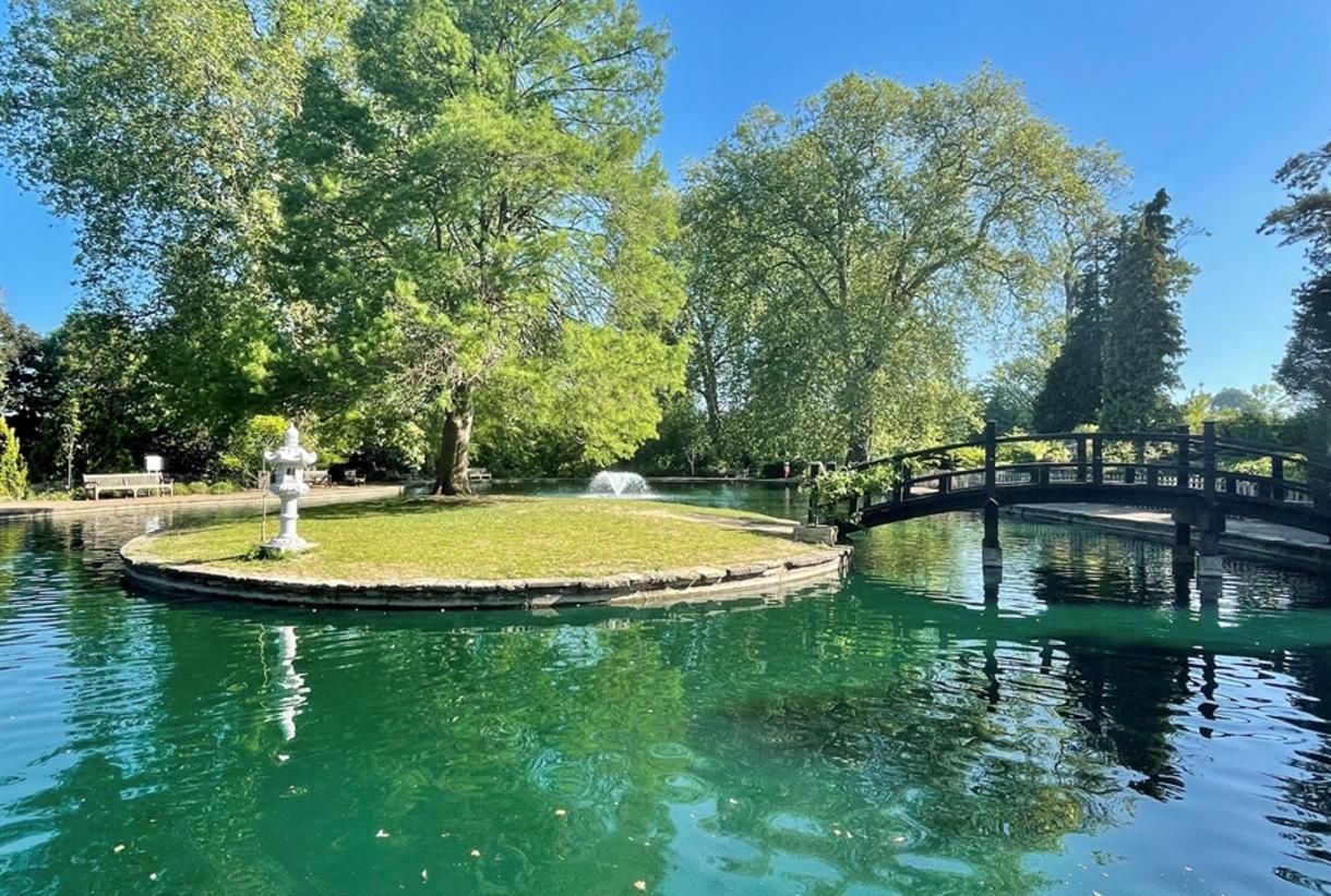 Photo of beautiful landscape in Guildford, England.