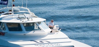 Loch Ness and Caledonian Canal 2-Hour Cruise from Dochgarroch