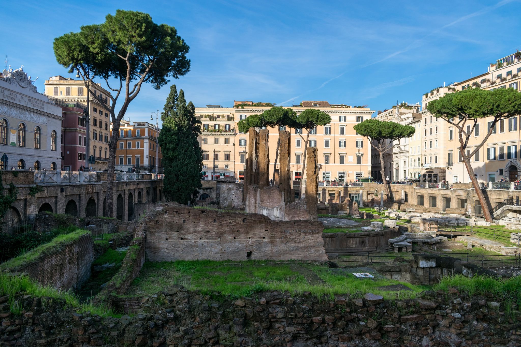 photo of Largo di Torre Argentina, Rome.
