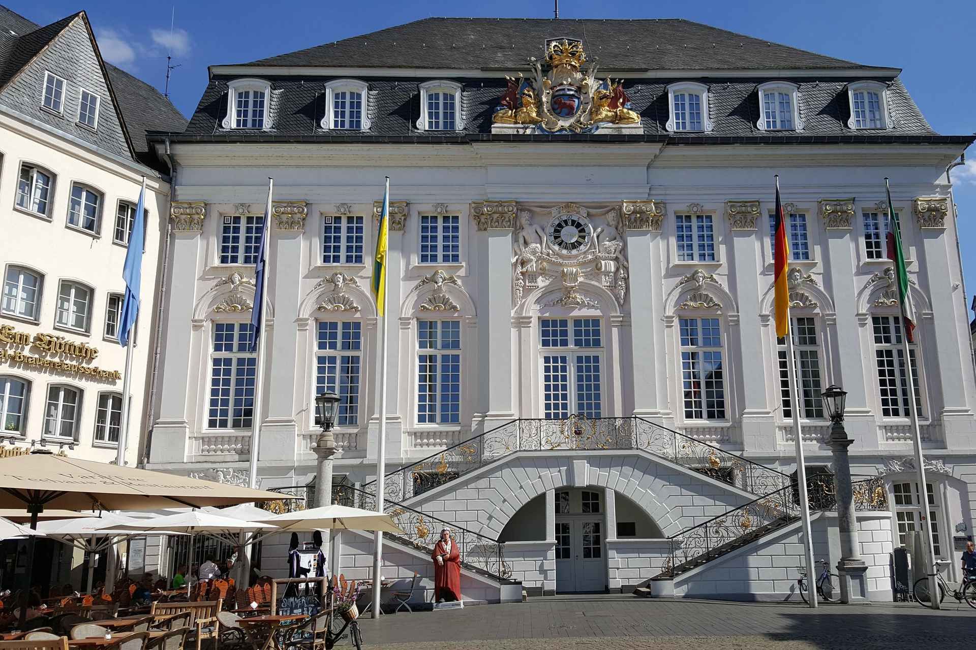 Bonn: Private City Highlights Walking Tour