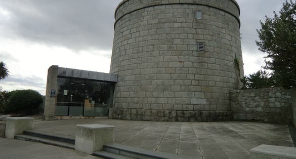 photo ofJames Joyce Tower and Museum in winter Dalkey, Irland.