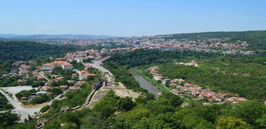PREMIUM TOUR SMALL GROUP Bucharest DayTrip to Veliko Tarnovo