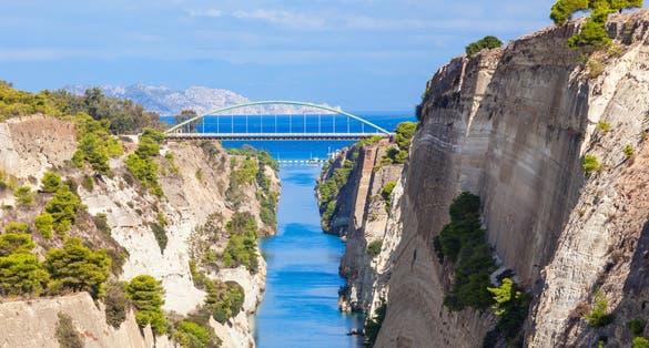 Photo of the Corinth Canal is a canal that connects the Gulf of Corinth with the Saronic Gulf in the Aegean Sea, France.