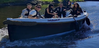 Self Drive Electric Boat in the Canals