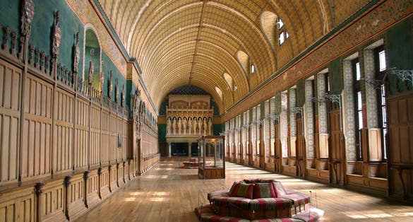 photo of the hall of the Knights in the castle of Pierrefonds, France.