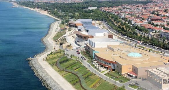 photo of aerial view of Istanbul Aquarium in Turkey.