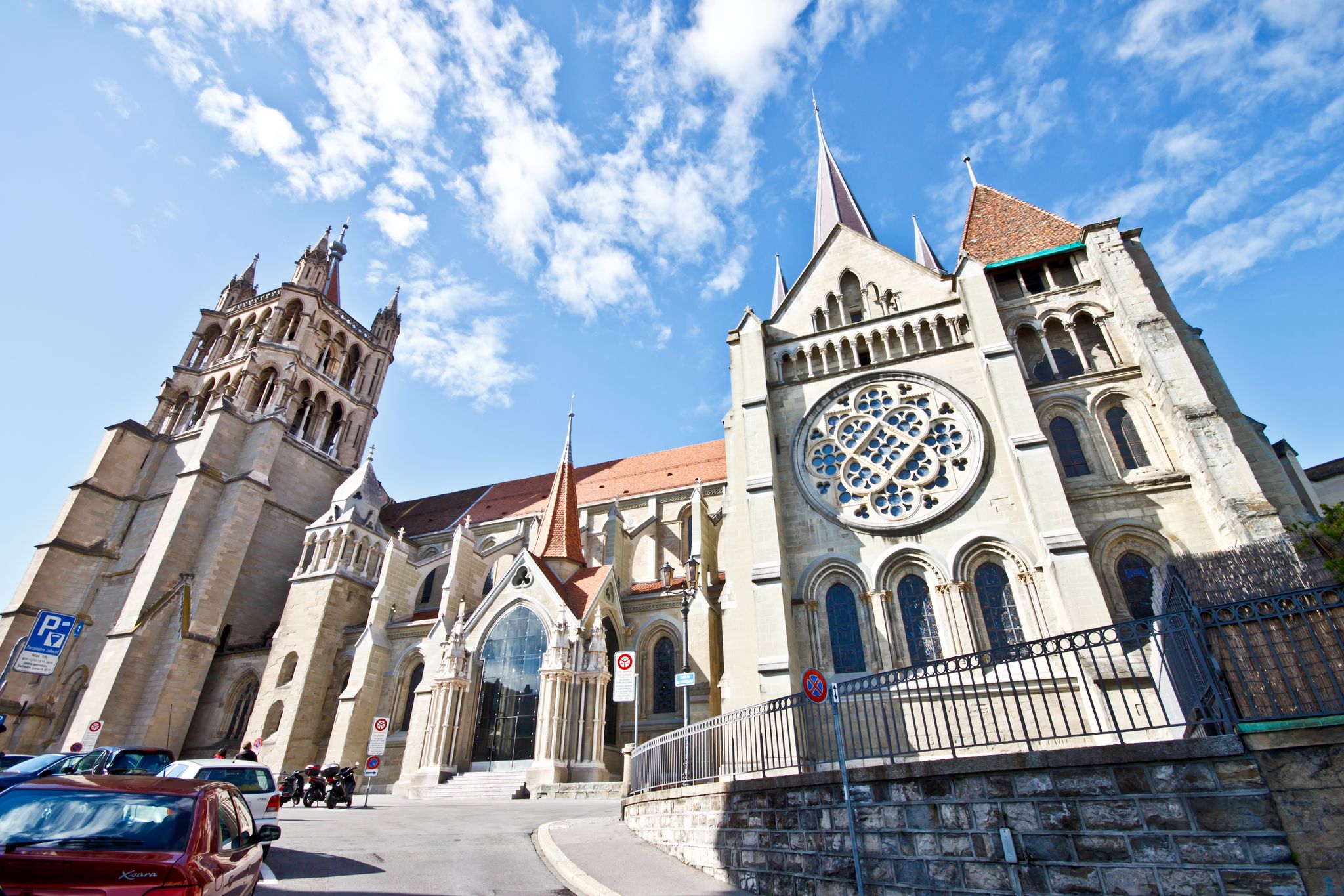 Lausanne Cathedral travel guide