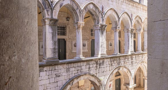 Photo of the atrium of the Sponza palace in Dubrovnik, Croatia.