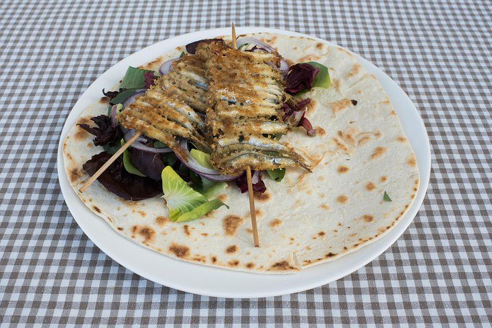 Small-group Street food tour in Rimini