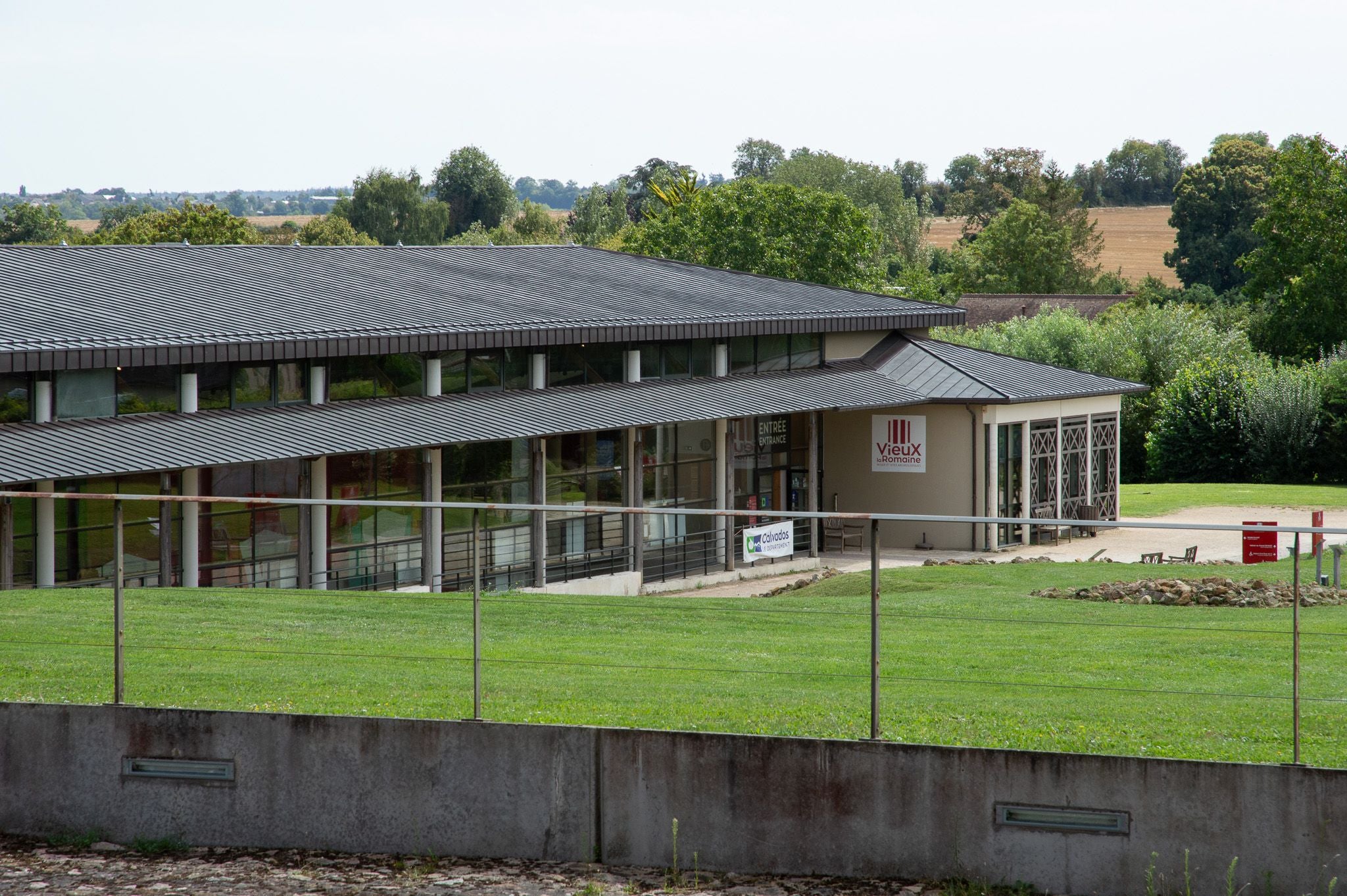 Vieux-la-Romaine Museum travel guide