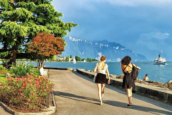 Fascinating Charms of Vevey – Walking Tour for Couples