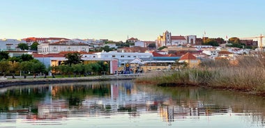 From Portimão: Arade River Boat Tour to Silves Medieval Town