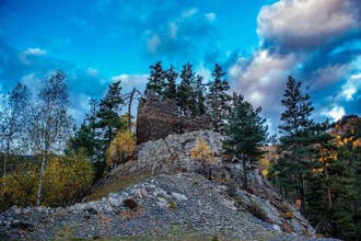Excursión de senderismo desde Tusheti a Kazbegi con solo dos pernoctaciones en tiendas de campaña.