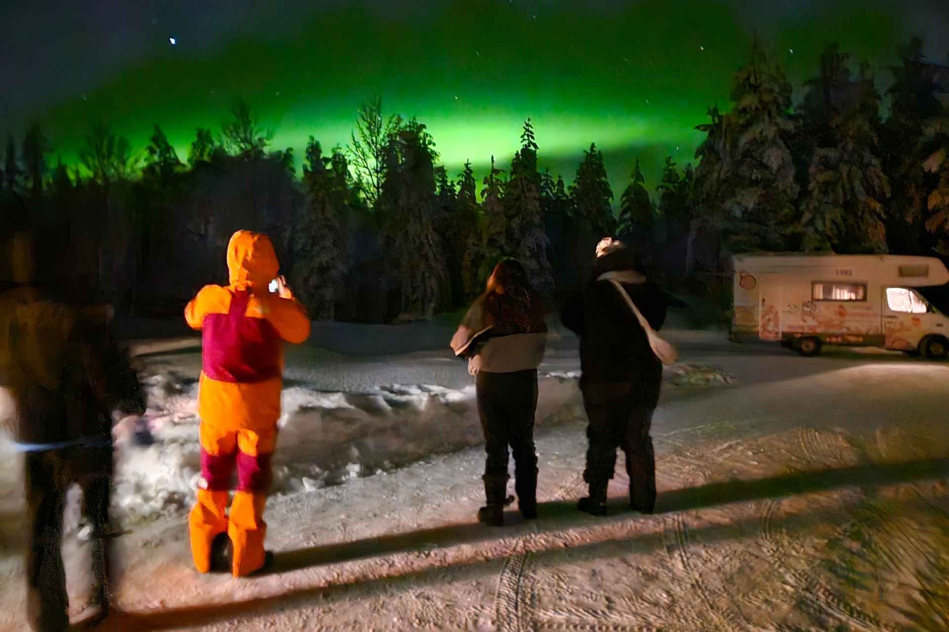 Oulu: Starguaranteed Northern Lights Mobile Chase