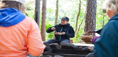 National Park Hike & Finnish Smoke Sauna Experience with Campfire Lunch