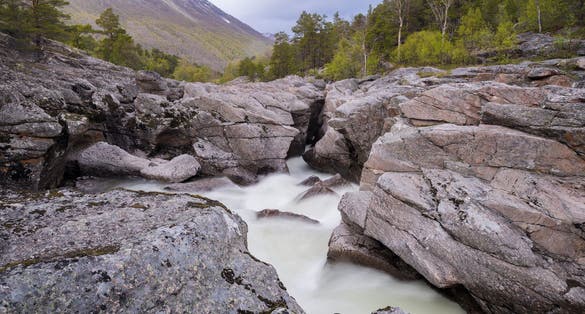 Magalaupet gorge of Driva river / Magalaupet.
