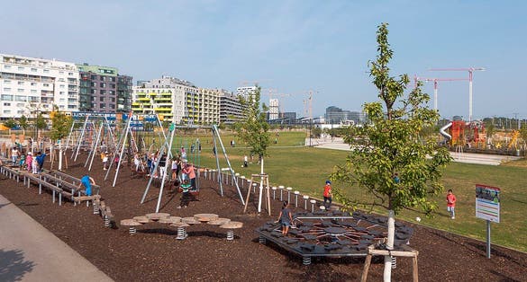 photo of view of Helmut-Zilk-Park, Vienna, Austria.