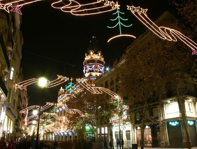 1280px-Spain.Barcelona.Porta.Angel.Navidad.jpg