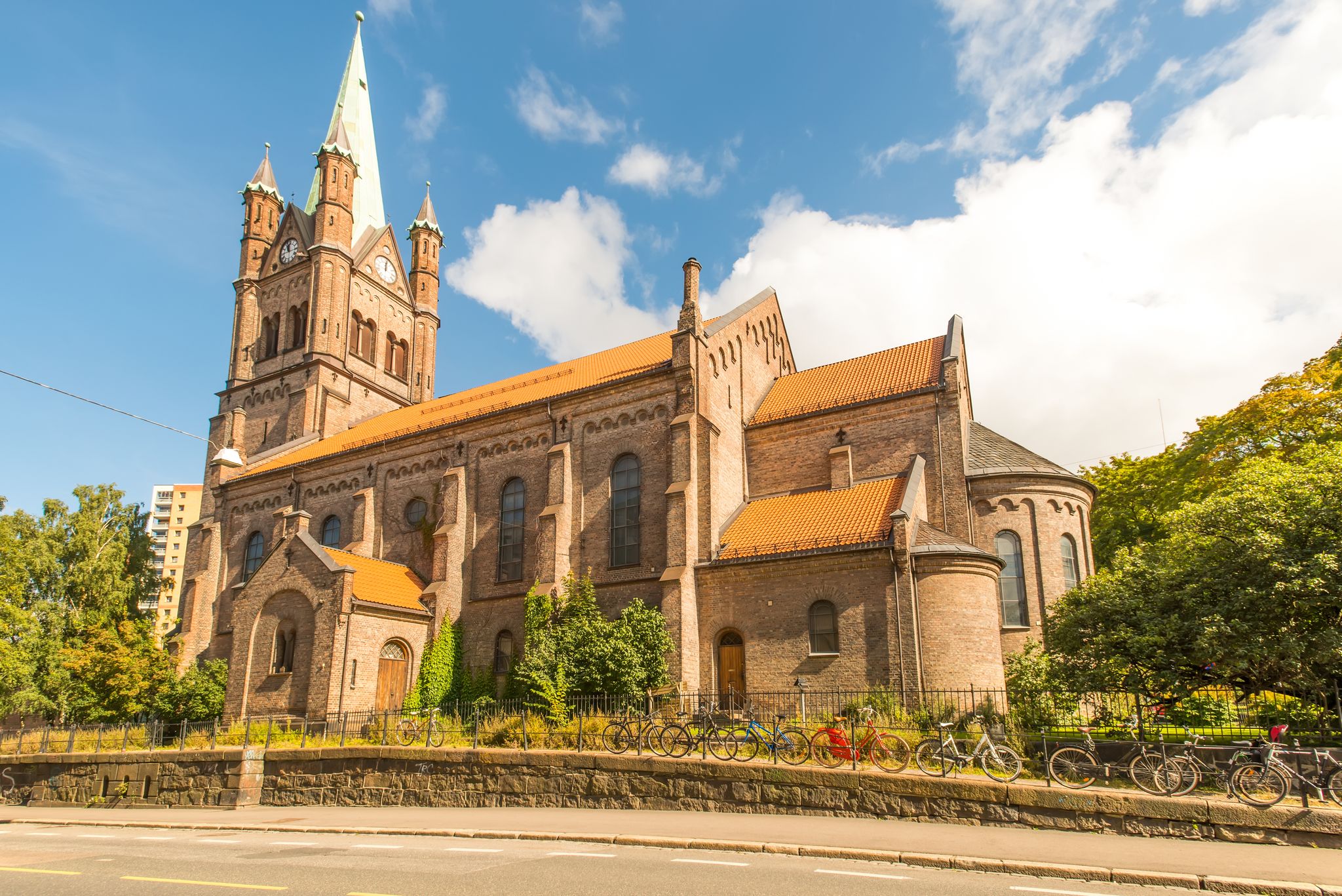 Grønland Church travel guide