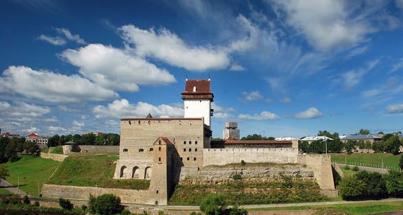 Ida-Viru maakond - region in Estonia