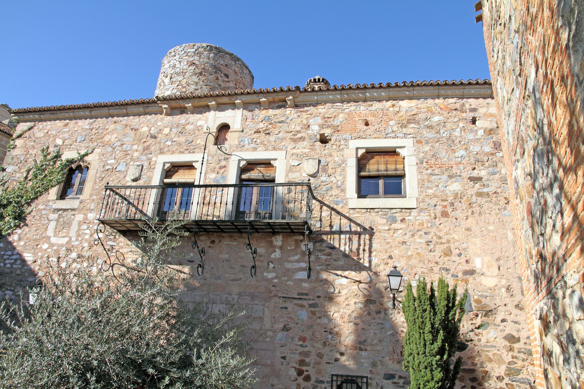 Palacio de Carvajal travel guide