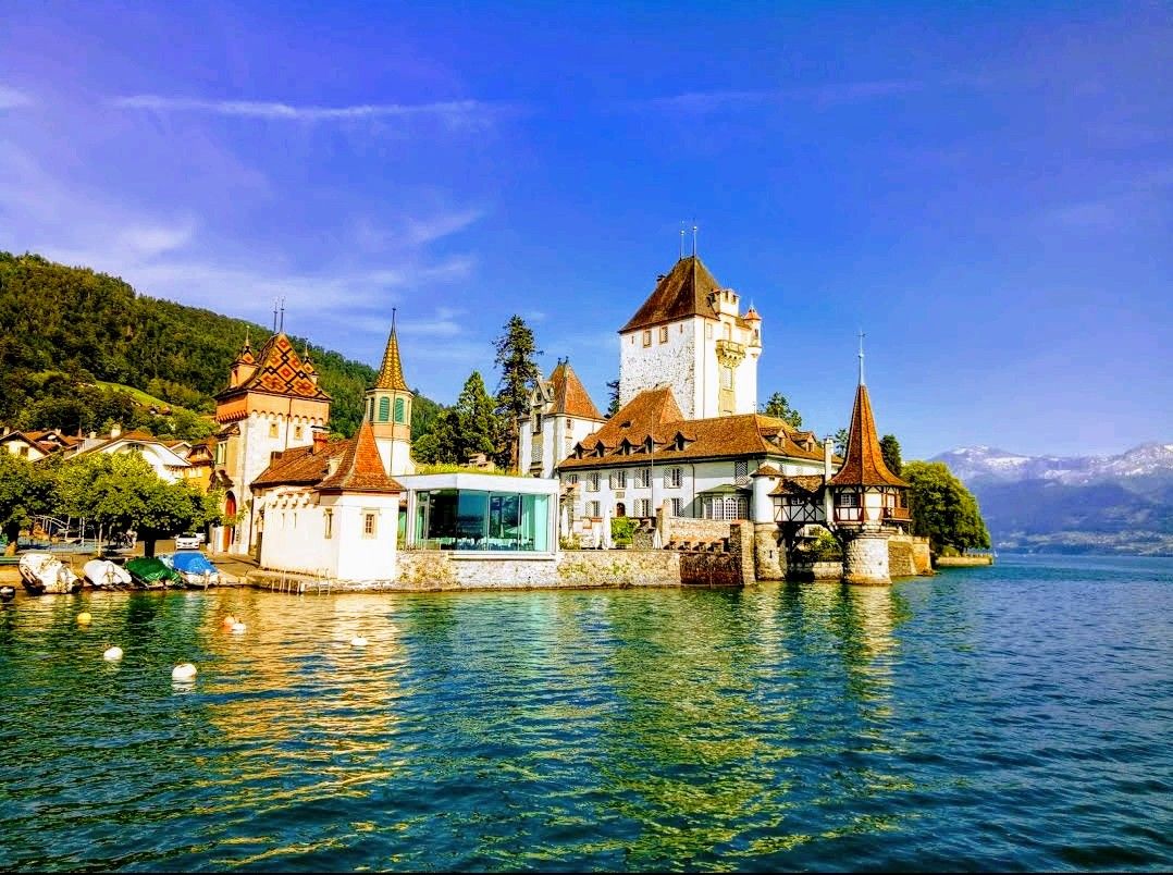 Lake Thun, Lake Thun, Oberland administrative region, Bern, Switzerland