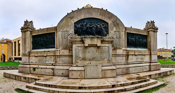 photo of Monument to Giuseppe Verdi on Piazzale della Pace is public green area in center of Parma, Italy, located along road Garibaldi next to Palazzo della Pilotta.