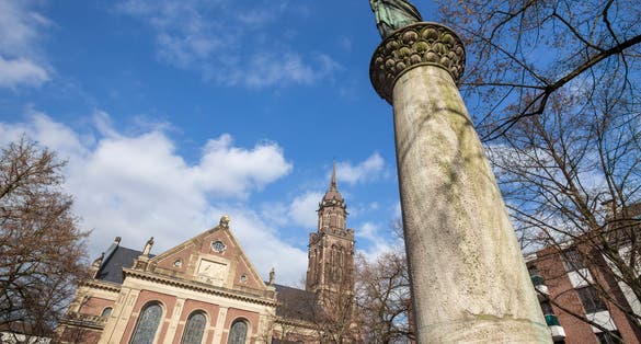 Photo of church in Krefeld, Germany.