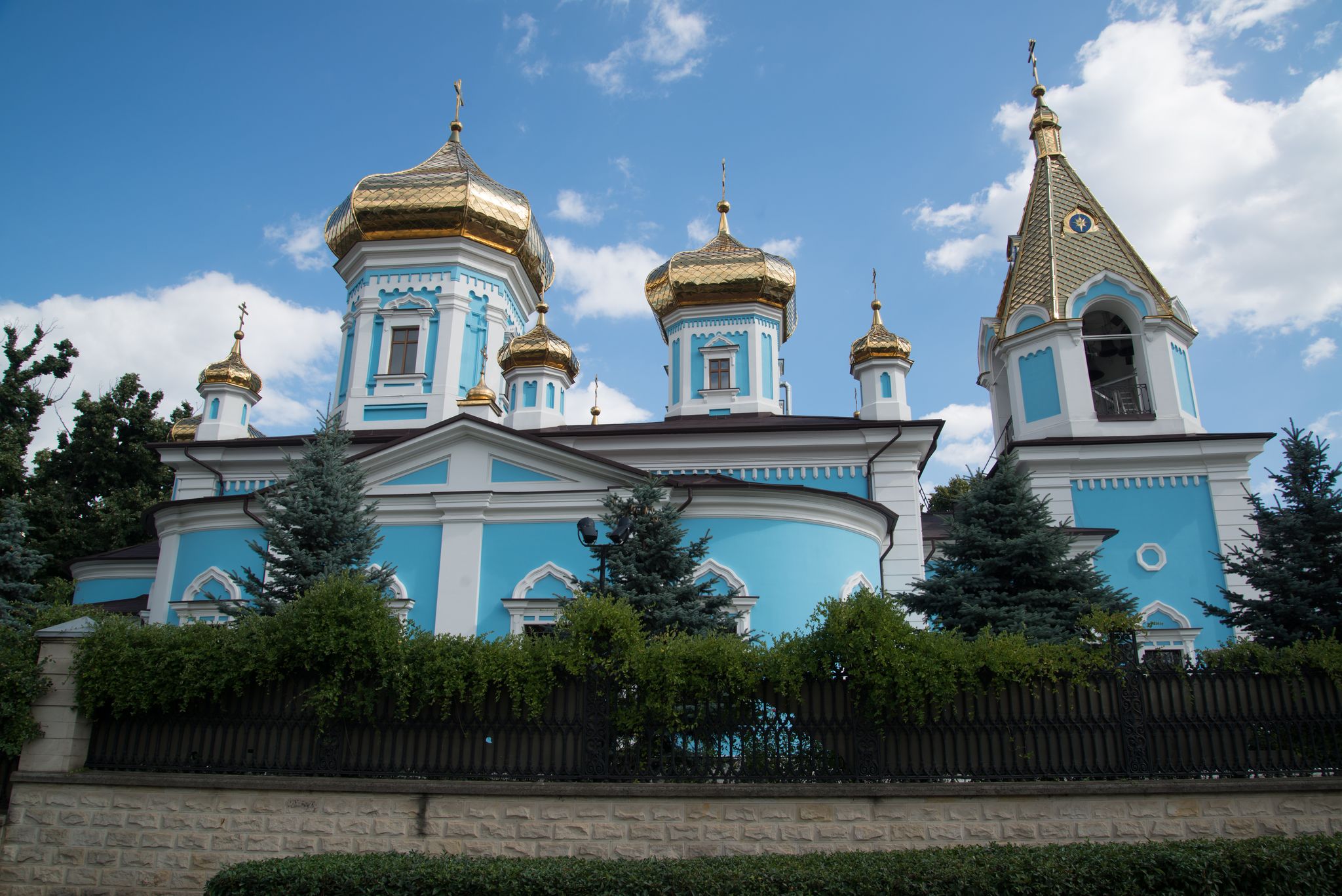 Photo of Chisinau Ciuflea Monastery Saint Theodore Tyro, Main Church Side View with Golden Cupola Crosses, Moldova.