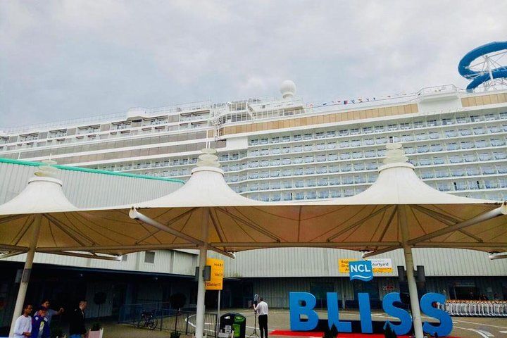 Private Arrival Transfer From Southampton Cruise Terminal to London