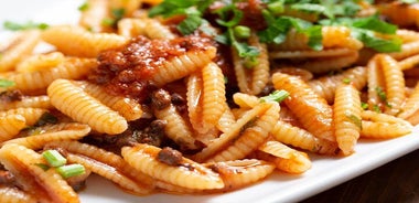 Cagliari: A Full Meal Sardinian Food Tour with Do Eat Better