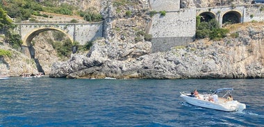 Private 40hp Boat Tour of the Amalfi Coast and Positano
