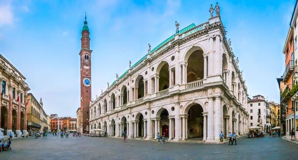 photo of Panoramic view of famous Basilica Palladiana (Palazzo della Ragione) with Piazza Dei Signori in Vicenza, Veneto, Italy