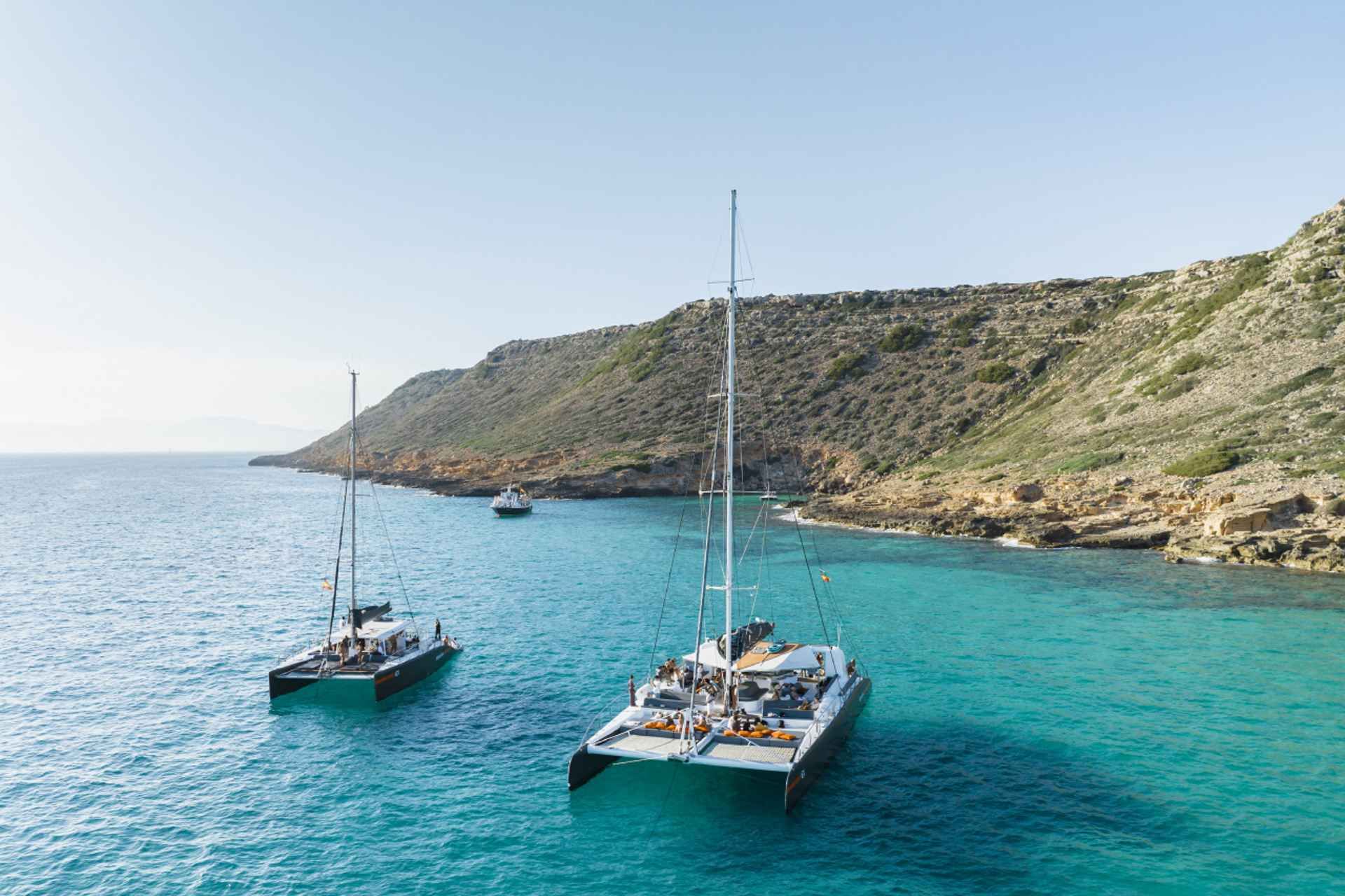 Palma de Mallorca: Half-Day Catamaran Tour with Buffet Meal