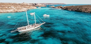 Sliema: Comino, Crystal Lagoon & Blue Lagoon Cruise w/ Lunch