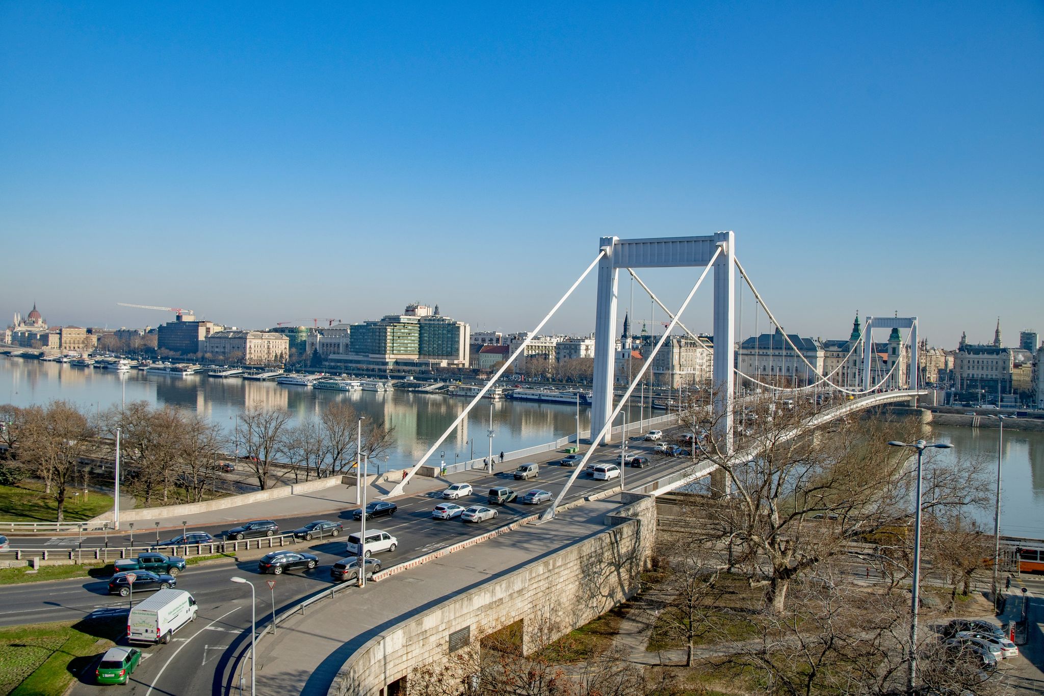 photo of view of Elisabeth Bridge (Hungarian Erzsébet híd) is the third newest bridge of Budapest, Hungary, connecting Buda and Pest across the River Danube.