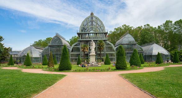 Photo of the greenhouse of the Parc de la Tete d'Or, Lyon, France.