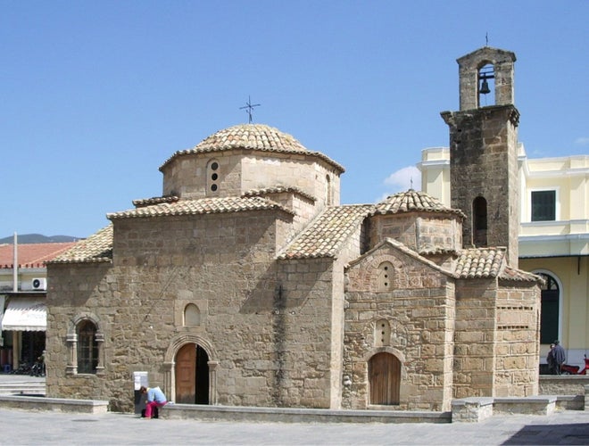 Kalamata Church of Agioi Apostoloi.jpg