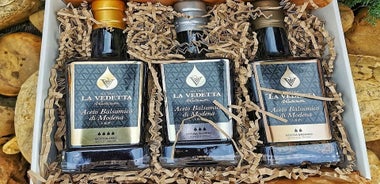 Modena: Guided Balsamic Vinegar Cellar Tour & Optional Meal